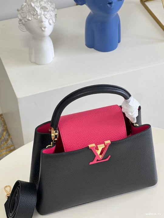WIS Vuitton Louis CAPUCINES MM 0715